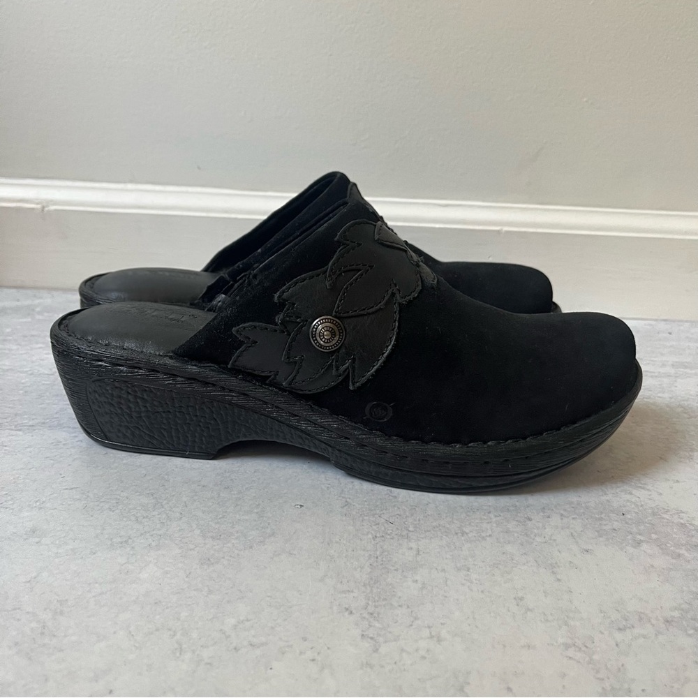 Born Suede Clogs Black 10